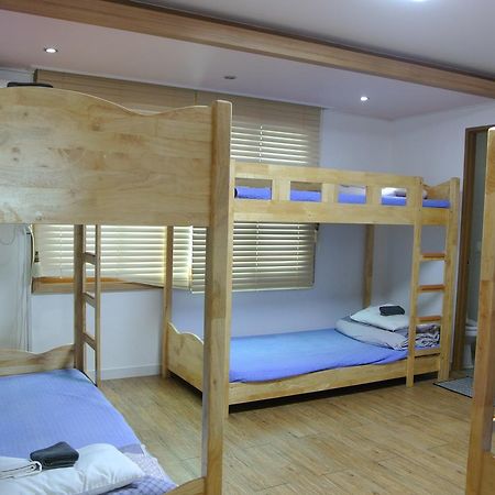 My Mother Guesthouse Jeju Bagian luar foto