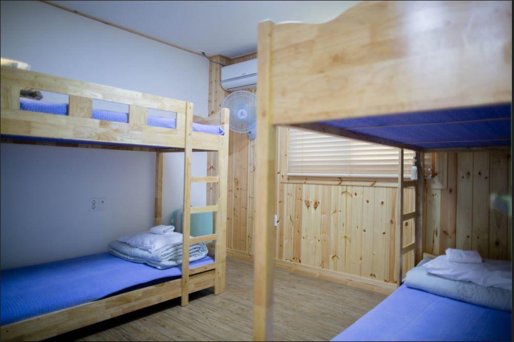 My Mother Guesthouse Jeju Bagian luar foto