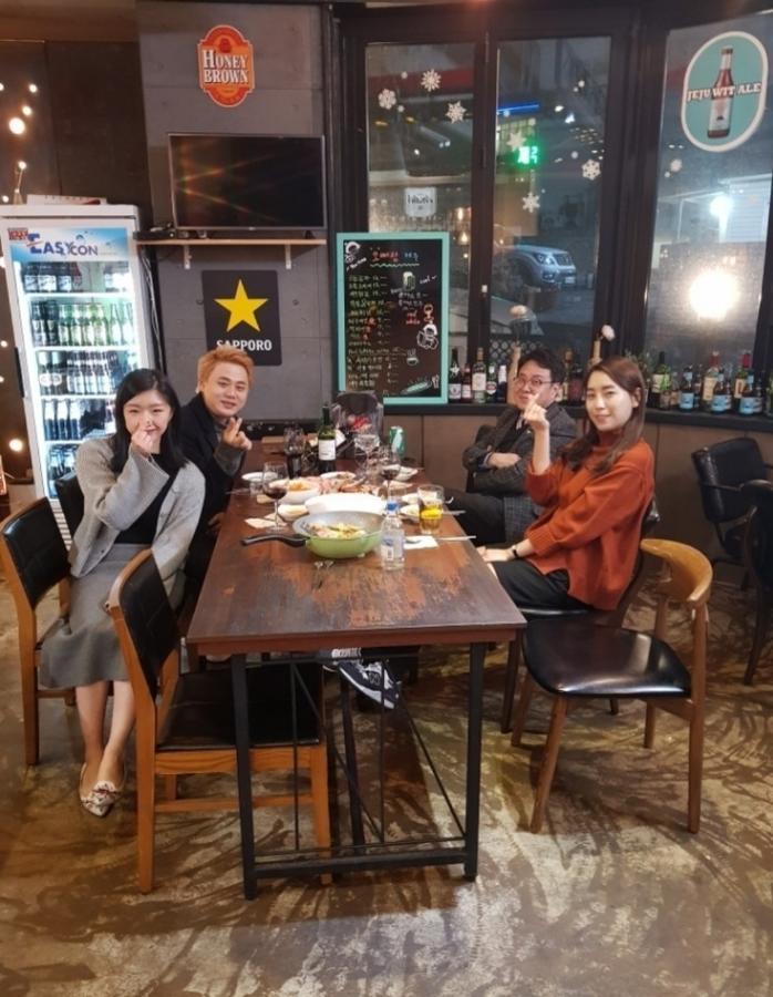 My Mother Guesthouse Jeju Bagian luar foto
